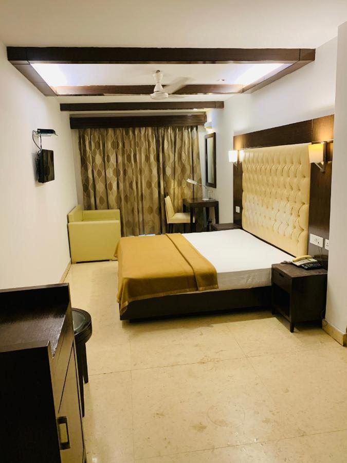 Metropolis Tourist Home Paharganj New Delhi Exteriör bild