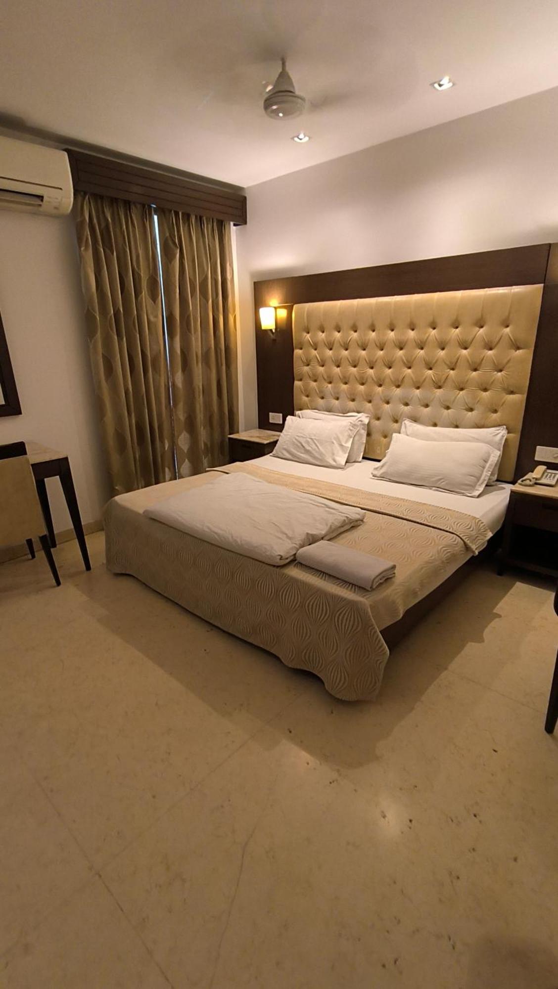 Metropolis Tourist Home Paharganj New Delhi Exteriör bild
