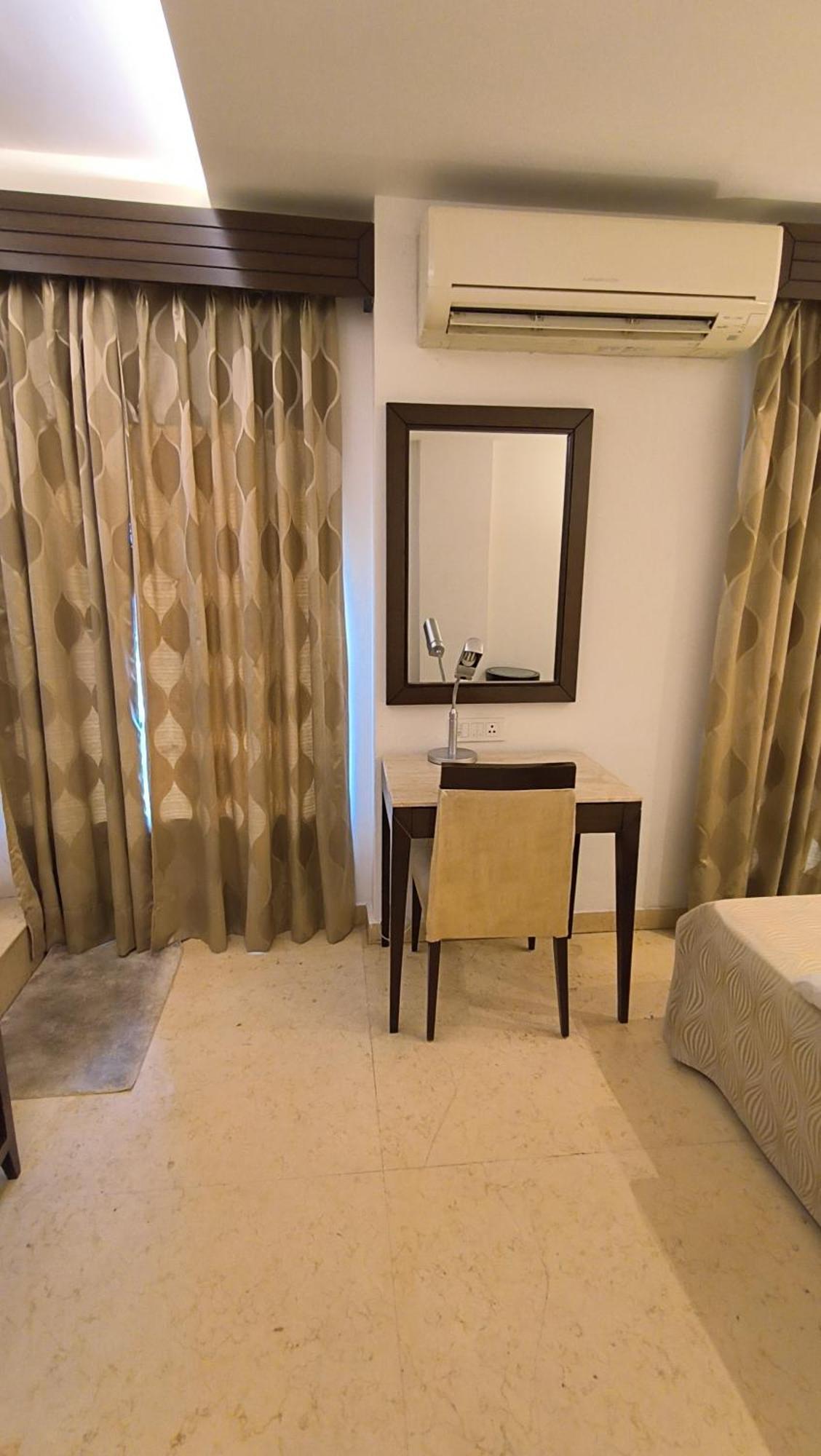 Metropolis Tourist Home Paharganj New Delhi Exteriör bild